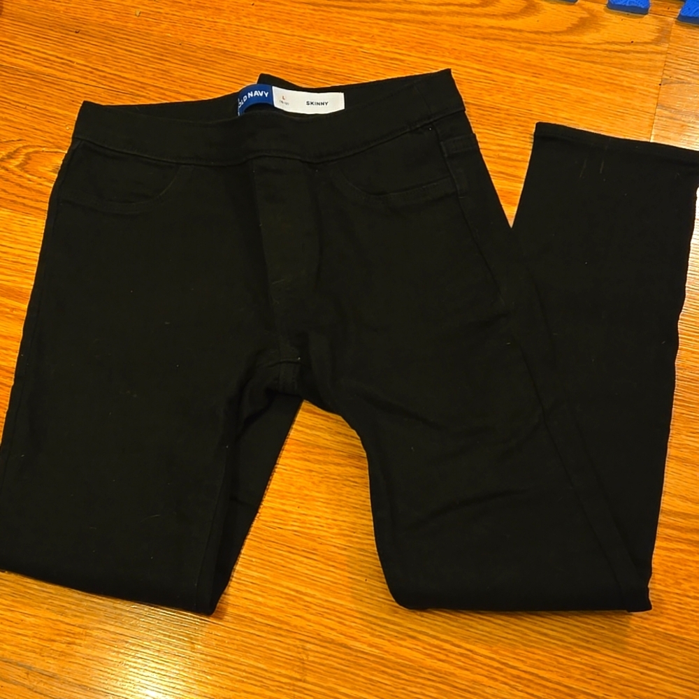 Pull-On Skinny Jeans